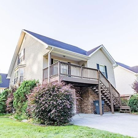 Cozy Pigeon Forge Home W Hot Tub Near River Ngoại thất bức ảnh