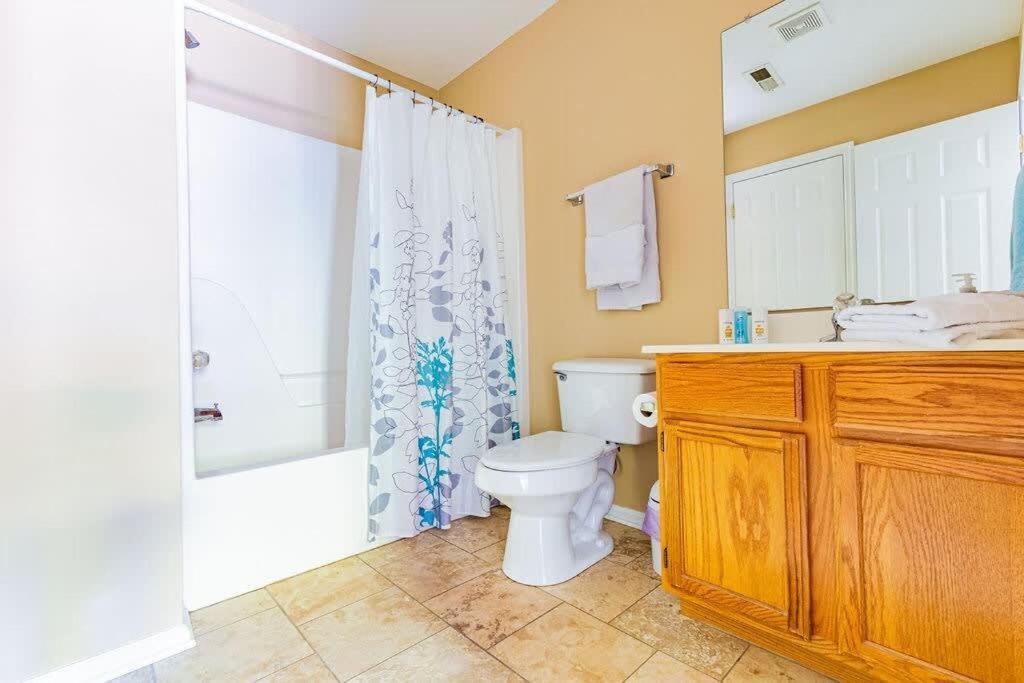 Cozy Pigeon Forge Home W Hot Tub Near River Ngoại thất bức ảnh